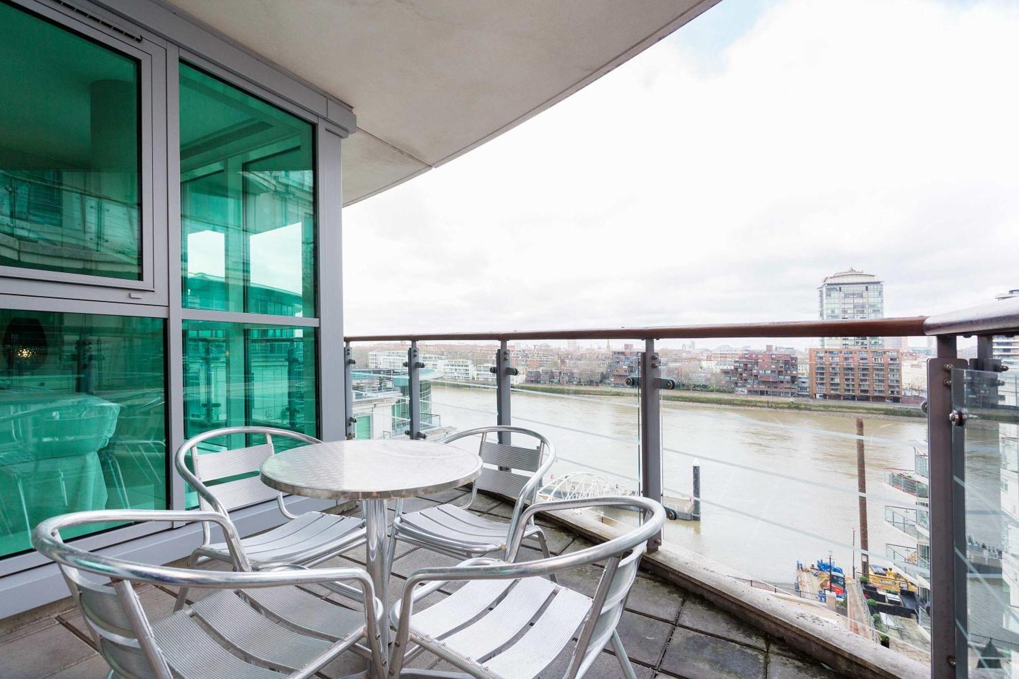 Veeve - River Views From Vauxhall Londra Esterno foto